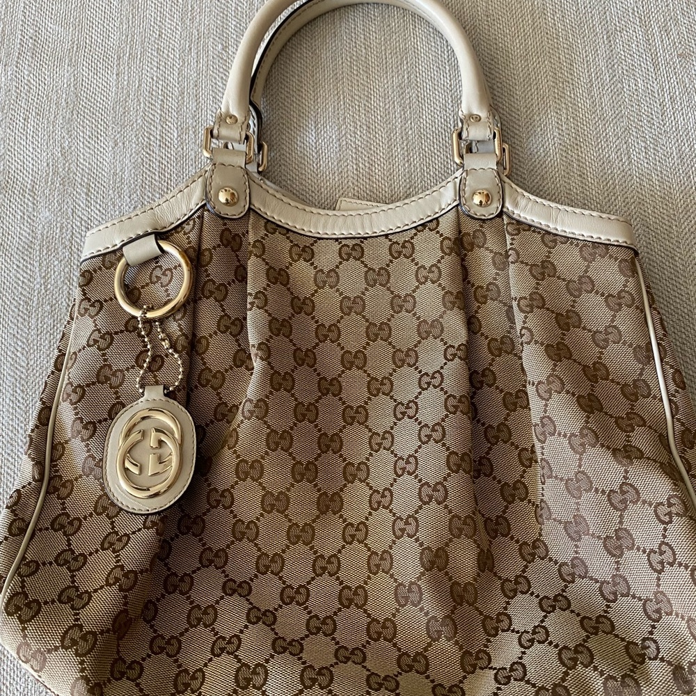 Gucci Brown and Cream Shoulder Bag with Monogram Pattern